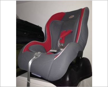 https://www.mycarforum.com/uploads/sgcarstore/data/1/child seat_1.JPG